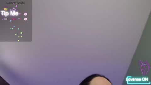 Tia Bella online show from 11.02.25