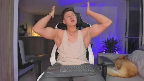 Snapshot of tiago_goez chatting on 04.02.26 santiago online show from 04.02.26