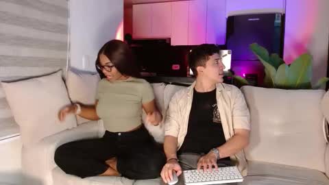 Snapshot of tiana_naveen chatting on 03.25.26 tiana naveen online show from 03.25.26