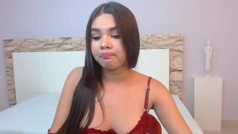 Snapshot of tianaglow4 chatting on 01.24.25 tianaglow4 online show from 01.24.25