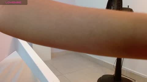 Snapshot of tianaglow4 chatting on 02.07.25 tianaglow4 online show from 02.07.25