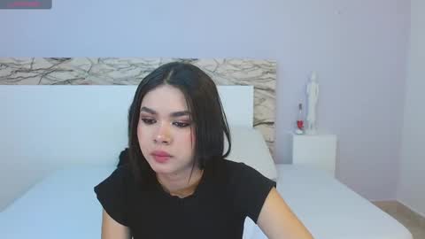 Snapshot of tianaglow4 chatting on 03.08.25 tianaglow4 online show from 03.08.25