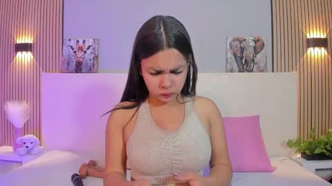 tianaglow4 online show from 02.26.26