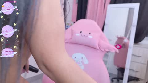 Snapshot of tianale chatting on 01.15.25 Tiana Le online show from 01.15.25