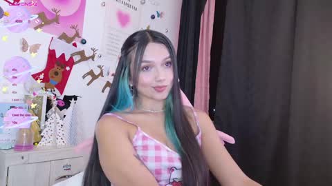 Snapshot of tianale chatting on 01.21.25 Tiana Le online show from 01.21.25