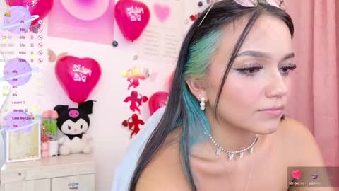 Tiana Le online show from 02.12.25