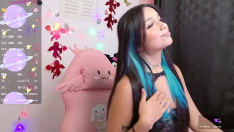 Tiana Le online show from 03.04.25