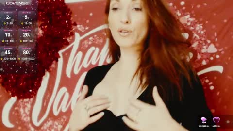 Snapshot of tiannarae chatting on 02.14.25 TIANNA online show from 02.14.25