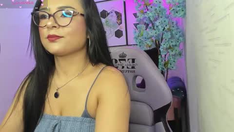 Tiara  online show from 02.01.26