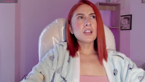 Snapshot of tiarha_ chatting on 01.22.25 Tiarha online show from 01.22.25