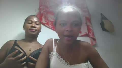 Snapshot of tibavy chatting on 11.07.25 tibavy online show from 11.07.25