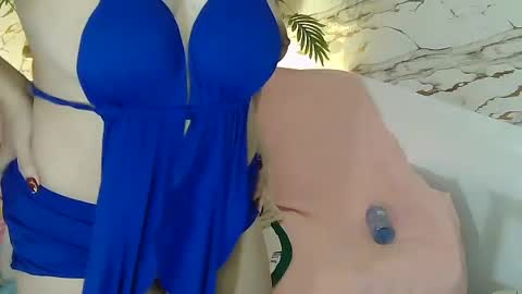 Snapshot of ticklish_pinayclit chatting on 06.26.26 VictoriaSEPARATED FOR 15YEARS online show from 06.26.26