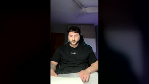 Snapshot of ticolet chatting on 04.07.26 ticolet online show from 04.07.26