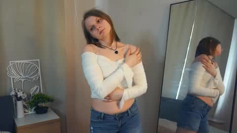 Lily online show from 03.13.26