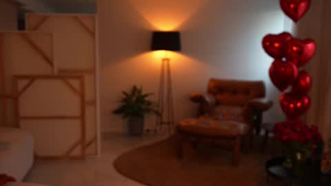 Snapshot of tifalock_ chatting on 02.15.25 Tifa online show from 02.15.25