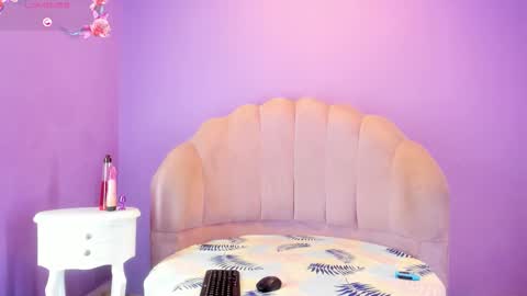 Tifani brown online show from 03.10.26