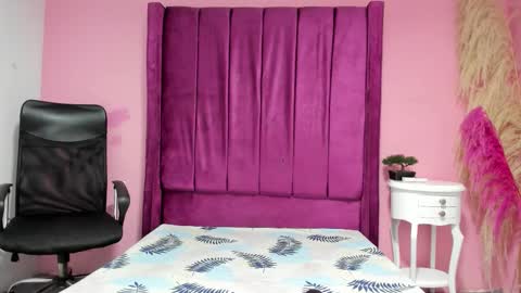 Tifani brown online show from 03.14.26