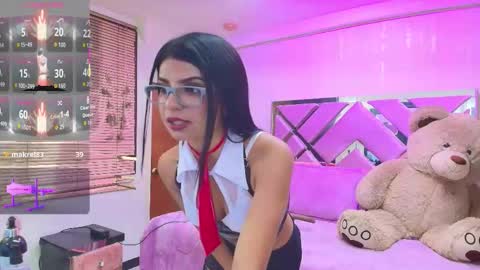 Snapshot of tifanny__thomson chatting on 10.24.25 Tiff online show from 10.24.25