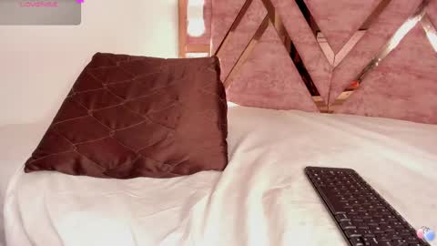 Tifanny online show from 03.06.25