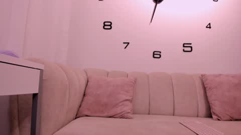 Snapshot of tifany_lopez69 chatting on 12.20.24 TIFANNY LOPEZ online show from 12.20.24