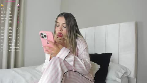 Snapshot of tifany_lopez69 chatting on 11.12.25 TIFANNY LOPEZ online show from 11.12.25