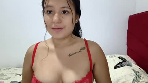 Snapshot of tifany_peres chatting on 06.15.26 tifany_peres online show from 06.15.26