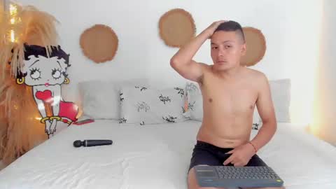 tifanyrossii online show from 07.07.26