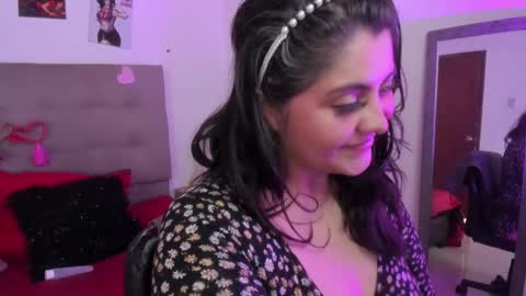 Tiff Luxx online show from 03.10.26