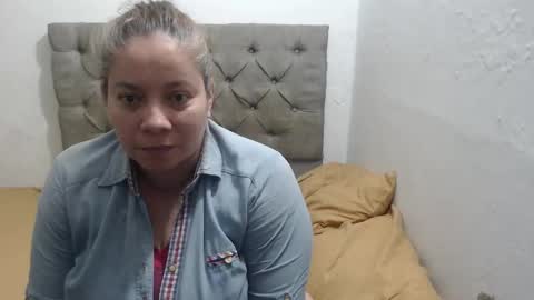 Snapshot of tiffa_hot_29 chatting on 12.14.25 Tiffany online show from 12.14.25