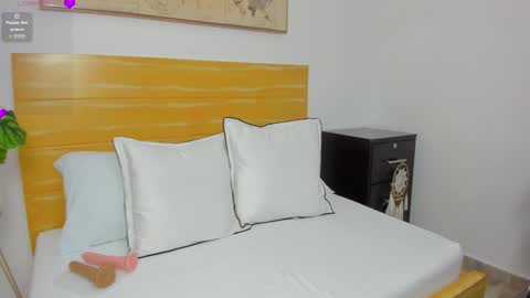 T I F F A N N Y online show from 11.21.25