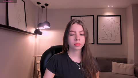 Snapshot of tiffannysins chatting on 10.23.25 Tiffanny Sins online show from 10.23.25