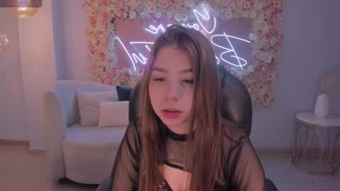 Snapshot of tiffannysins chatting on 11.29.25 Tiffanny Sins online show from 11.29.25