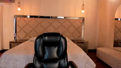 Tiffanny Sins online show from 02.28.26