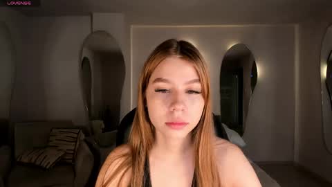 Tiffanny Sins online show from 04.19.26