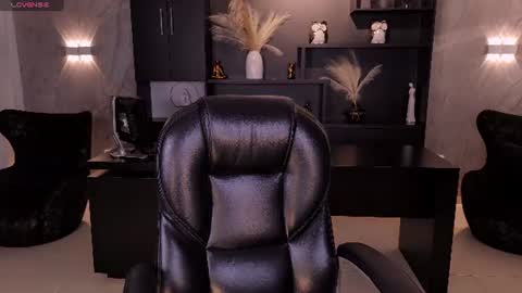 Tiffanny Sins online show from 07.11.26