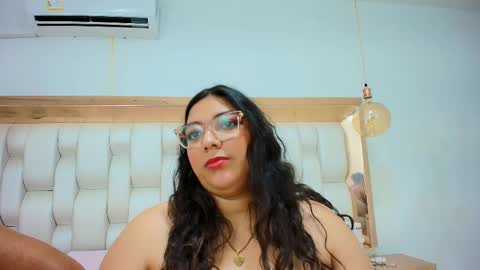 Tiffany and Stacy online show from 02.14.26