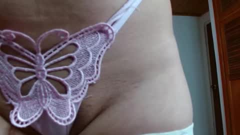 Snapshot of tiffany_beauty18 chatting on 09.30.25 Tifanny online show from 09.30.25