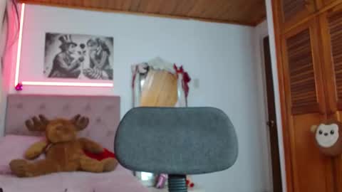 Snapshot of tiffany_beauty18 chatting on 10.06.25 Tifanny online show from 10.06.25