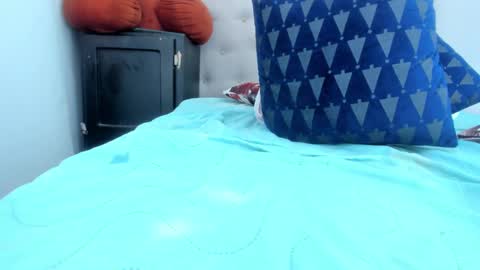 Snapshot of tiffany_hot19_ chatting on 02.13.25 tiffany  online show from 02.13.25