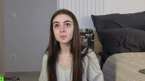 Snapshot of tiffany_loong chatting on 01.28.25 tiffany online show from 01.28.25