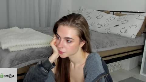 Snapshot of tiffany_loong chatting on 02.21.25 tiffany online show from 02.21.25