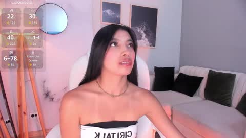 tiffany_low online show from 03.09.26