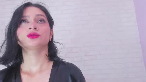 tiffany_mendez online show from 01.28.25