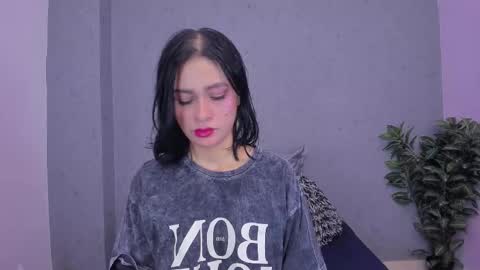 tiffany_mendez online show from 03.18.26