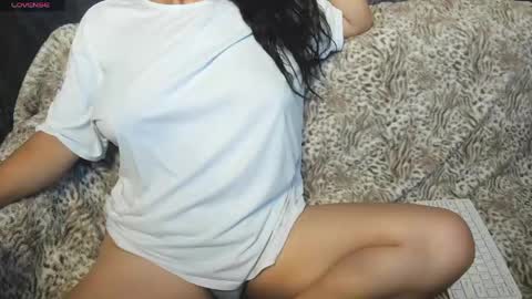 tiffany theressa online show from 05.08.26