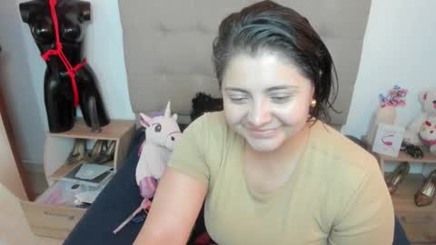 Snapshot of tiffanyamazing chatting on 11.15.25 TiffanyAmazing online show from 11.15.25