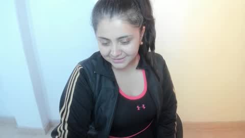 Snapshot of tiffanyamazing chatting on 11.18.25 TiffanyAmazing online show from 11.18.25