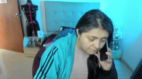 Snapshot of tiffanyamazing chatting on 12.15.25 TiffanyAmazing online show from 12.15.25