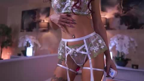 Snapshot of tiffanyblaize chatting on 02.08.26 Tiff online show from 02.08.26