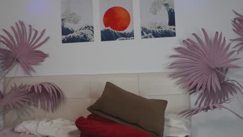 tiffanyjons online show from 12.06.24